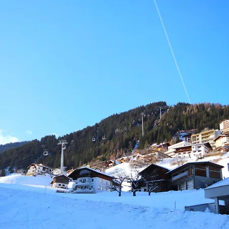 Subretta-1 By Interhome كابل