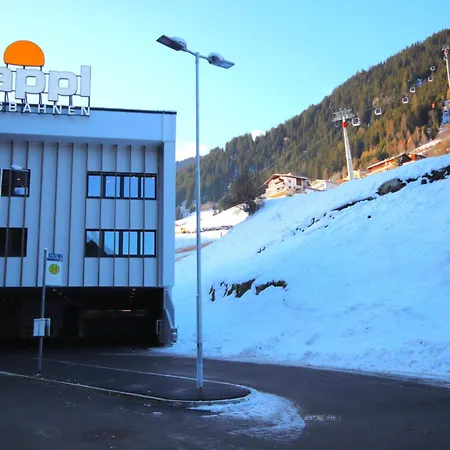 Subretta-1 By Interhome