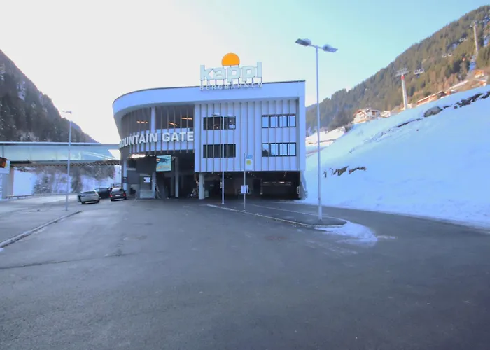 Subretta-1 By Interhome